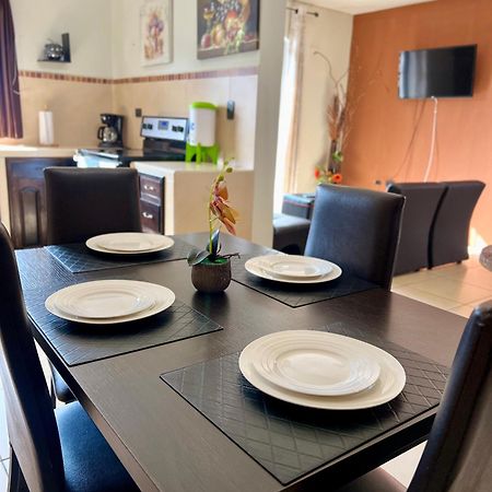 Апартаменти Amplio Apartamento, En Colonia Cerezos, Tercer Nivel Реталулеу Екстер'єр фото