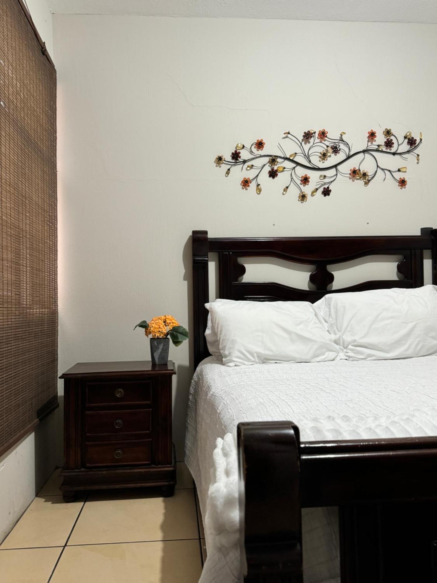 Апартаменти Amplio Apartamento, En Colonia Cerezos, Tercer Nivel Реталулеу Екстер'єр фото